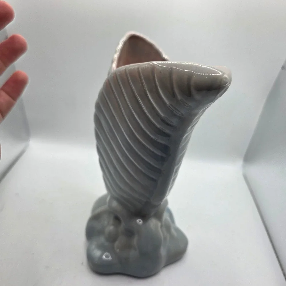 Vintage Gonder Pottery Large Leaf Vase Blue Gray Pink Art Deco MCM USA